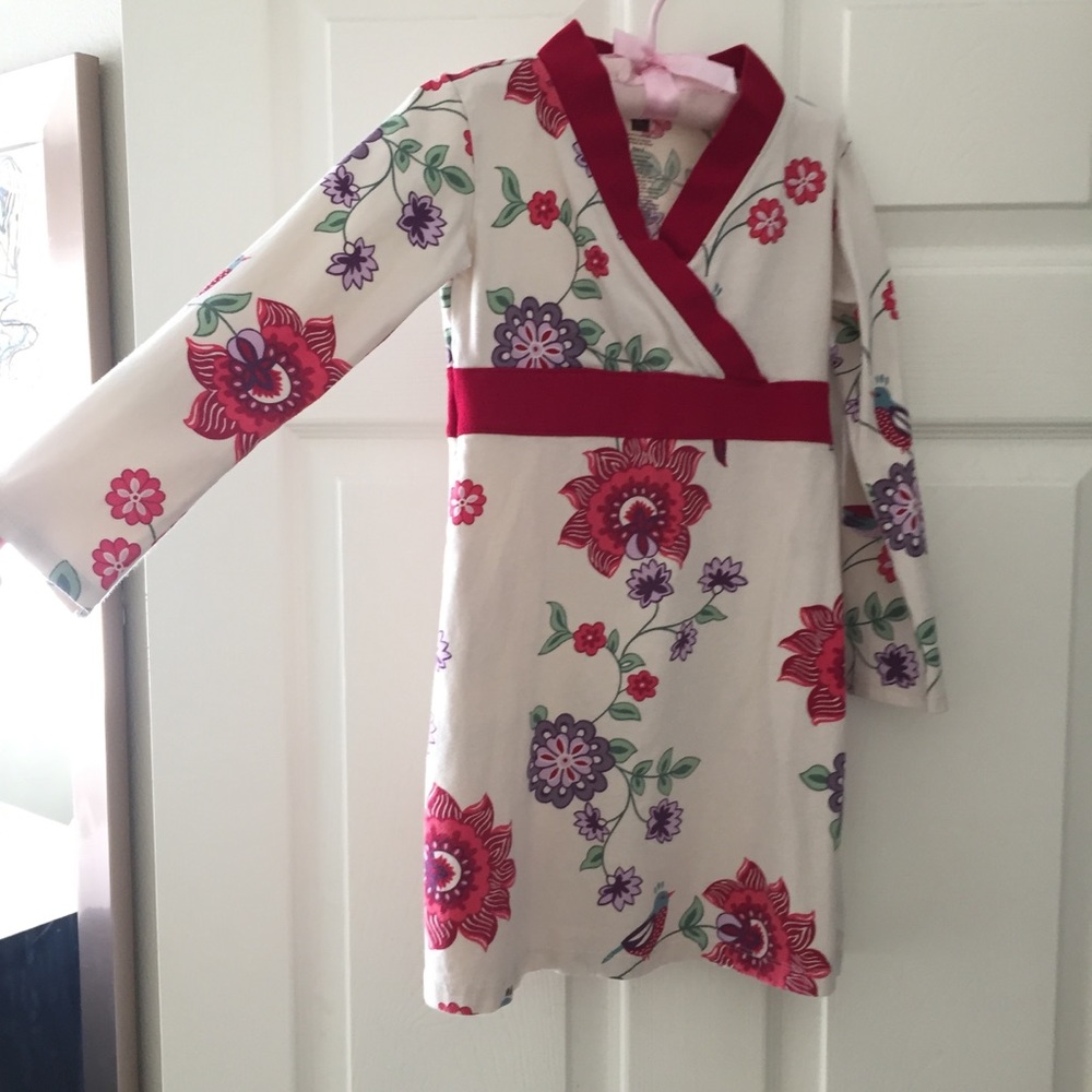 Size 5 Tea dress. Beautiful print. GUC